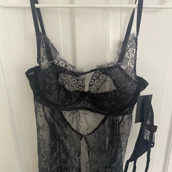 COPY - Glittery lace babydoll and thong set from Fredrick’s of Hollywood - Picture 2 of 5